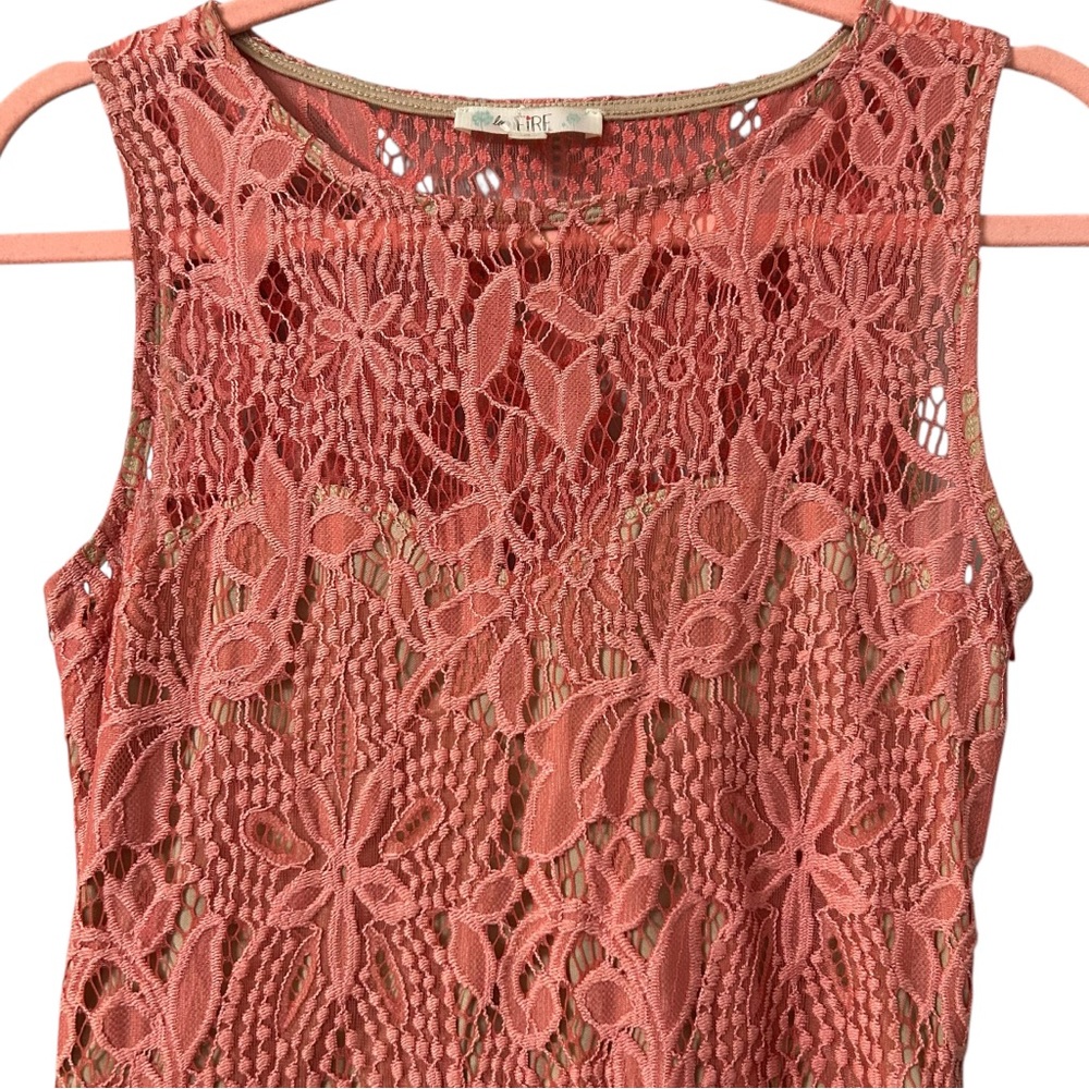 Love, Fire Lace Dress Coral Fit & Flare Women’s Size Small - Picture 2 of 7